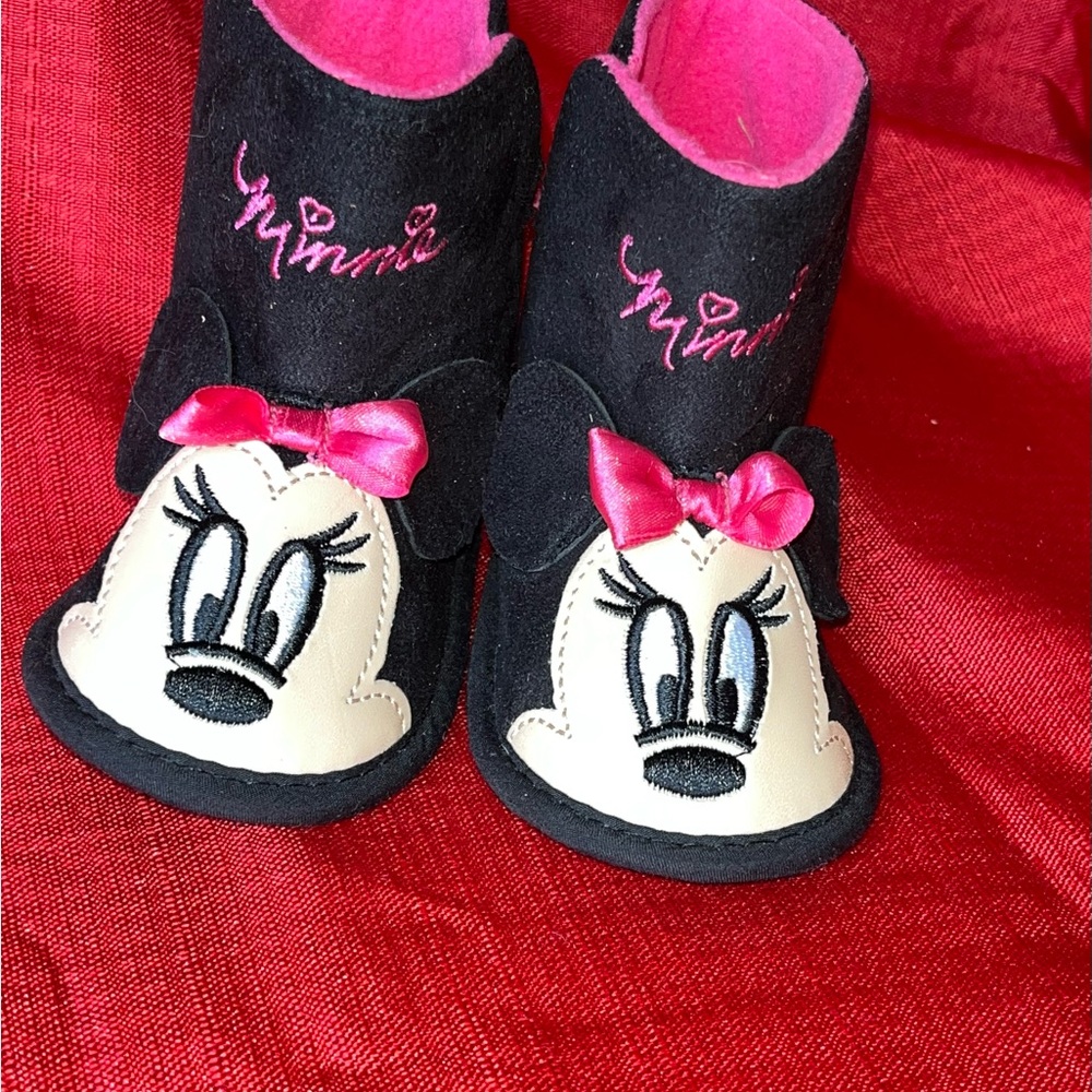 Disney Minnie Mouse Black and Pink Boots